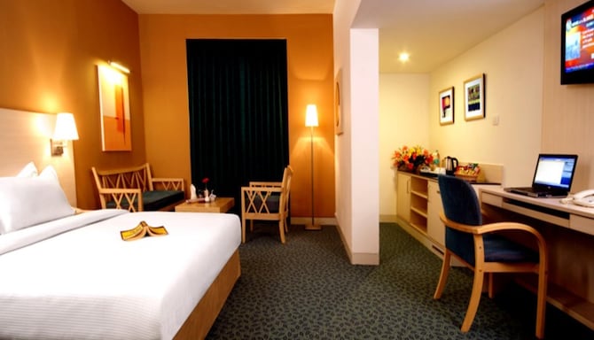 Aditya Hometel Hyderabad - Superior Room