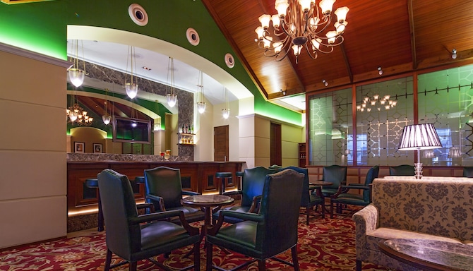 Balaji Sarovar Premiere Solapur - Interior