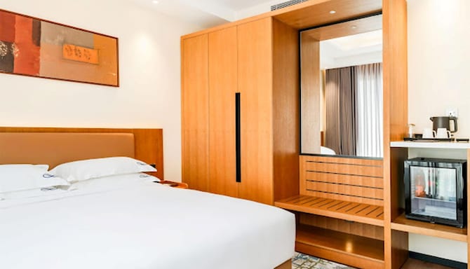 Bamus Sarovar Portico Kampala - Standard Room A