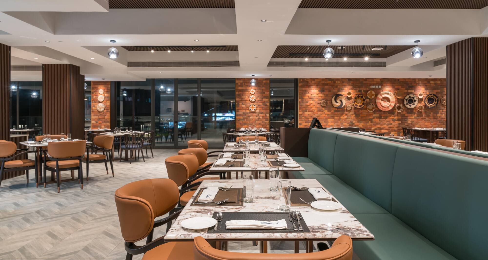 Bamus Sarovar Portico Kampala - Restaurant / Etablissement gastronomique