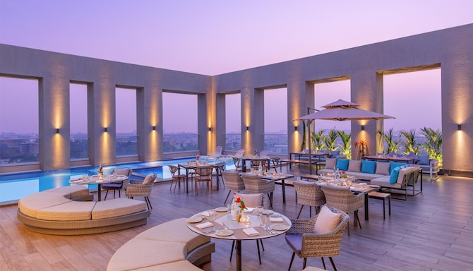Bellevue Sarovar Portico Junagadh - Lounge