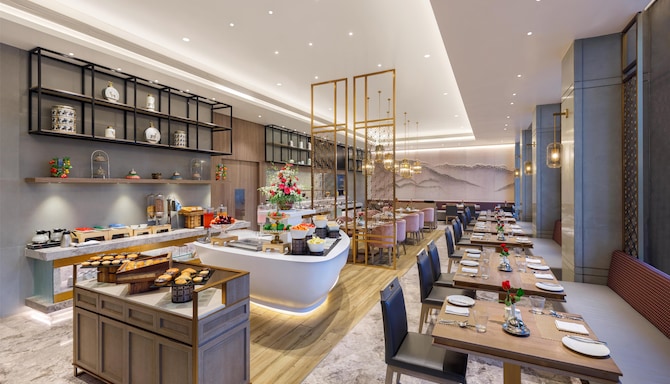 Bellevue Sarovar Portico Junagadh - Restaurant