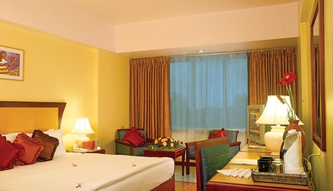 Classic Sarovar Portico Thiruvananthapuram - Guest Room