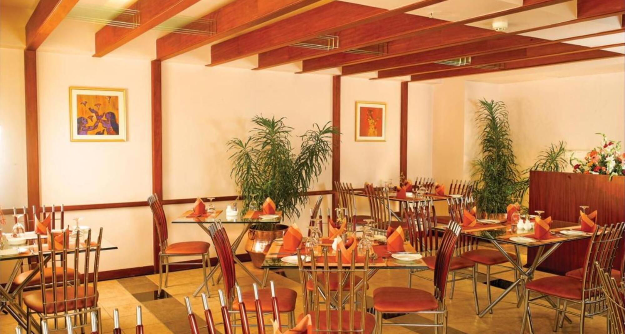 Classic Sarovar Portico Thiruvananthapuram - Classsic Cafe