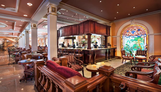 CONCORDE EL SALAM CAIRO BY ROYAL TULIP - Le Marquis Bar