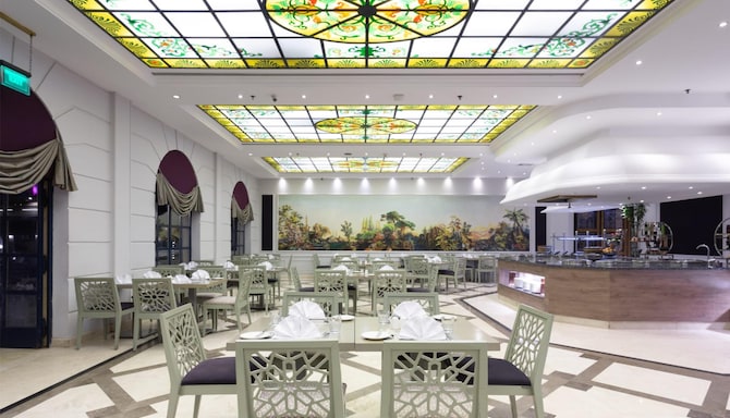 CONCORDE EL SALAM CAIRO BY ROYAL TULIP - Cafe Jardin Main Restaurant