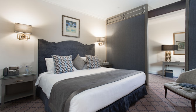 CONCORDE EL SALAM CAIRO BY ROYAL TULIP - New Eden Suite Bedroom