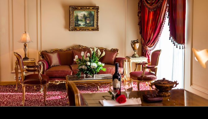 CONCORDE EL SALAM CAIRO BY ROYAL TULIP - Royal Suite