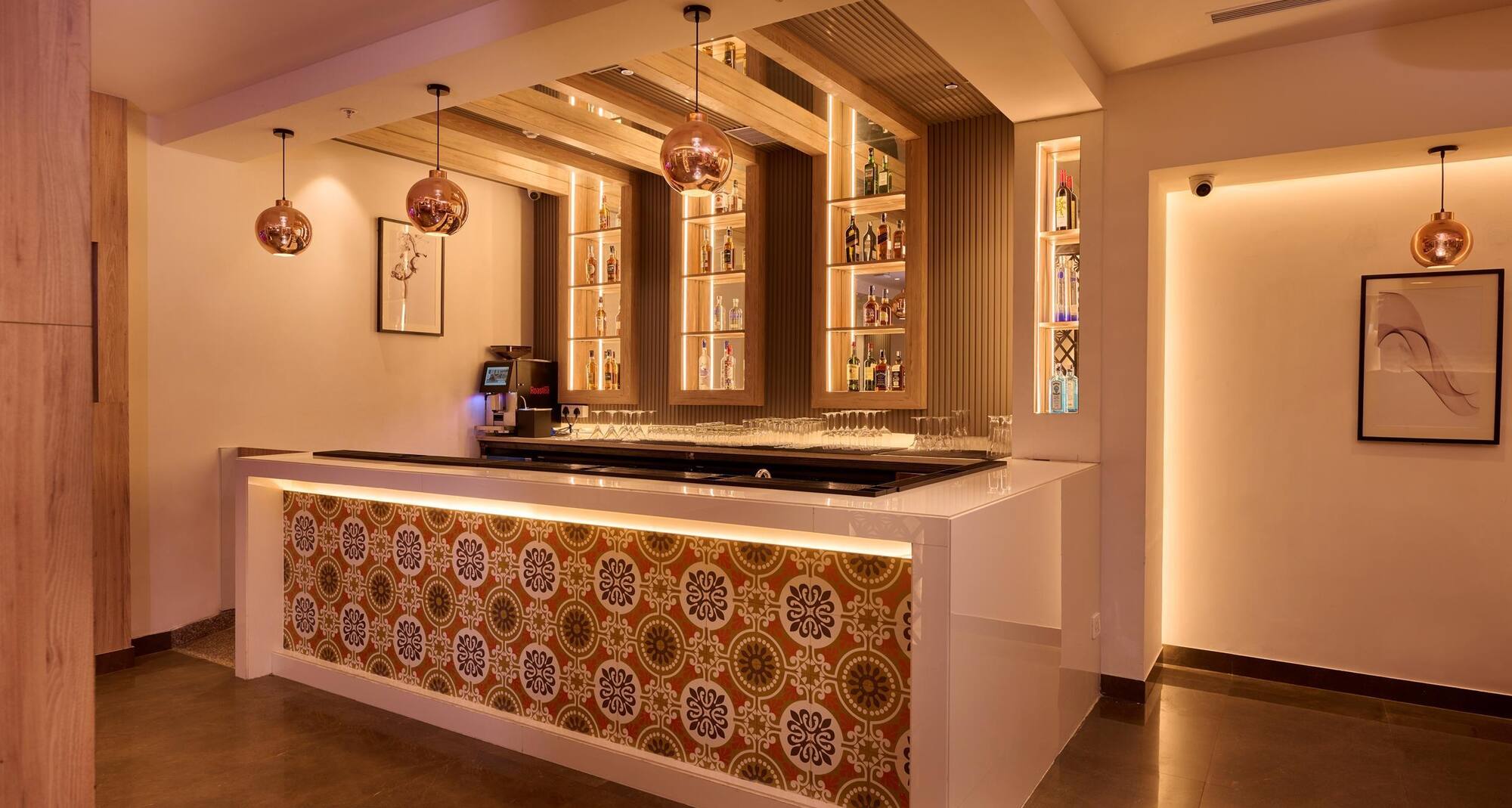 DELITE SAROVAR PORTICO FARIDABAD - Delite Sarovar