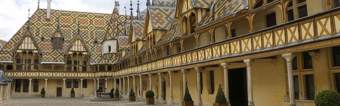Destination Pages Louvre - Southern Europe and Mediterranean - ICE BEAUNE FRANCE NN DESKTOP