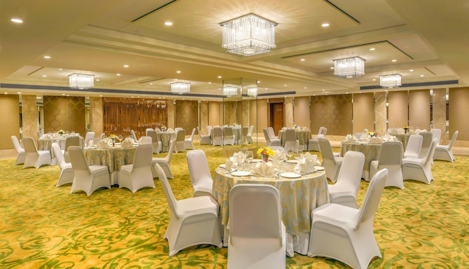 Crystal Ballroom I
