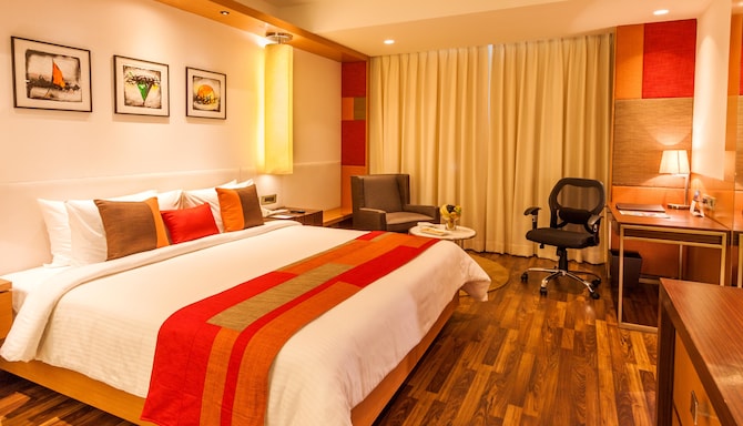 The Muse Sarovar Portico Kapashera New Delhi - Deluxe Room