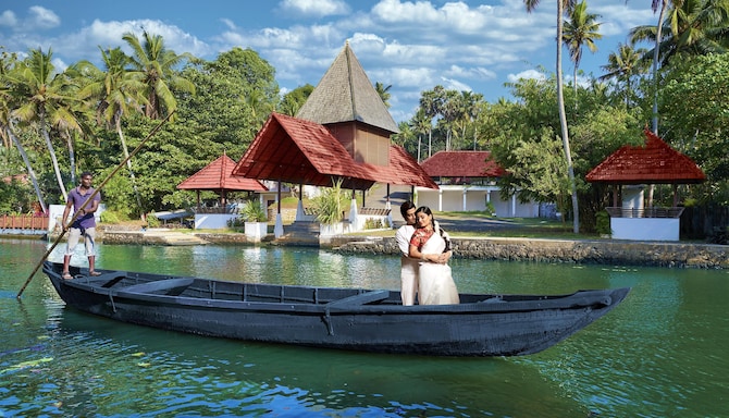 Estuary Sarovar Portico Poovar - Loisirs