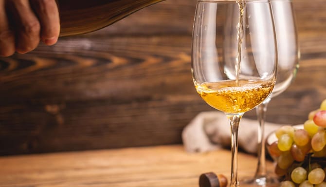 Food, Restaurants & Bars - White wine