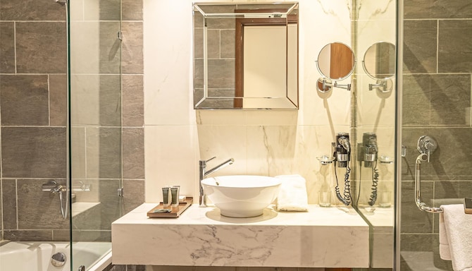 Golden Tulip Achrafieh - Executive Room