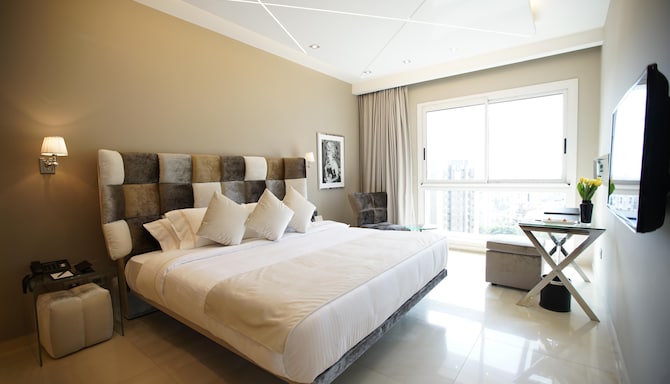 Golden Tulip Achrafieh - Royal Tulip Achrafieh Hotel Executive Room