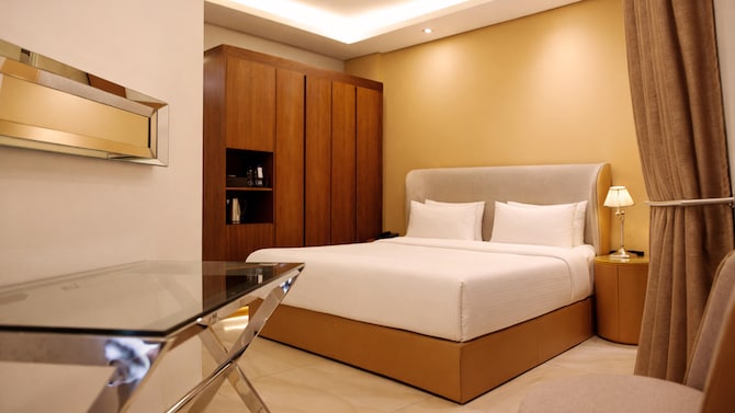 Golden Tulip Achrafieh - royal tulip achrafieh lebanon beirut stars hotel