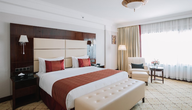 Golden Tulip Addis Ababa - GOLDEN TULIP ROOM BY ARON SIMENH