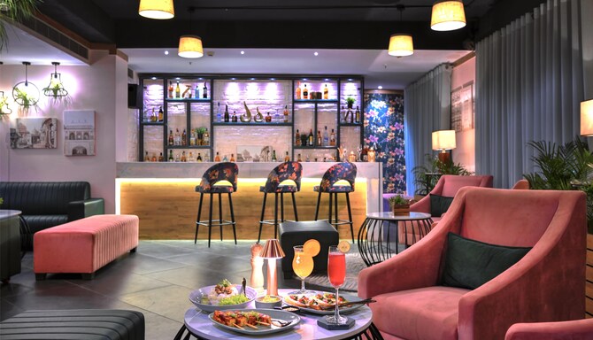GOLDEN TULIP AGRA - Bar