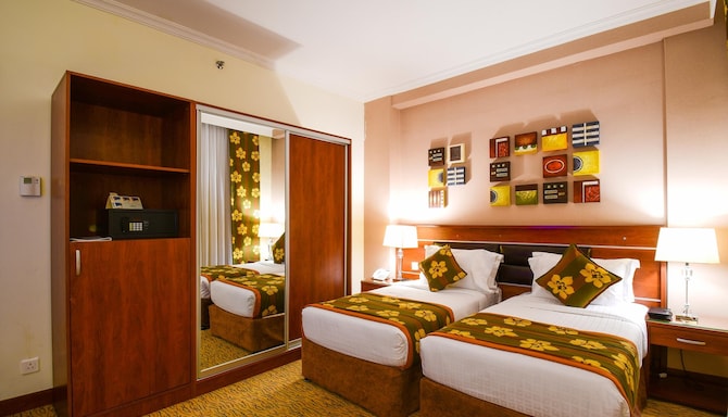 GOLDEN TULIP AL ANSAR - Twin Bed