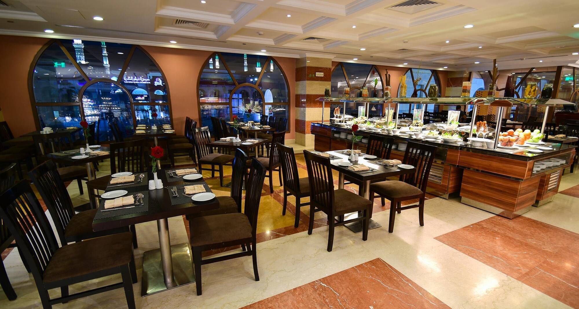 GOLDEN TULIP AL ANSAR - Restaurant