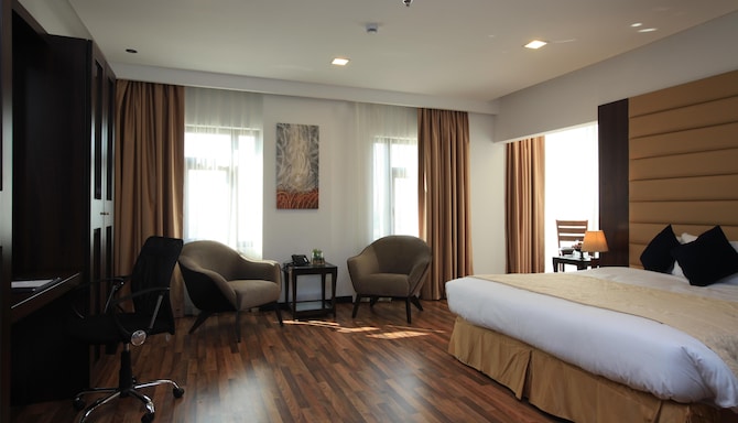 Golden Tulip Al Khobar Suites - Standard Room