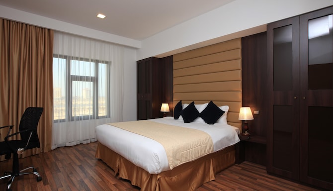 Golden Tulip Al Khobar Suites - Ambassador Suite