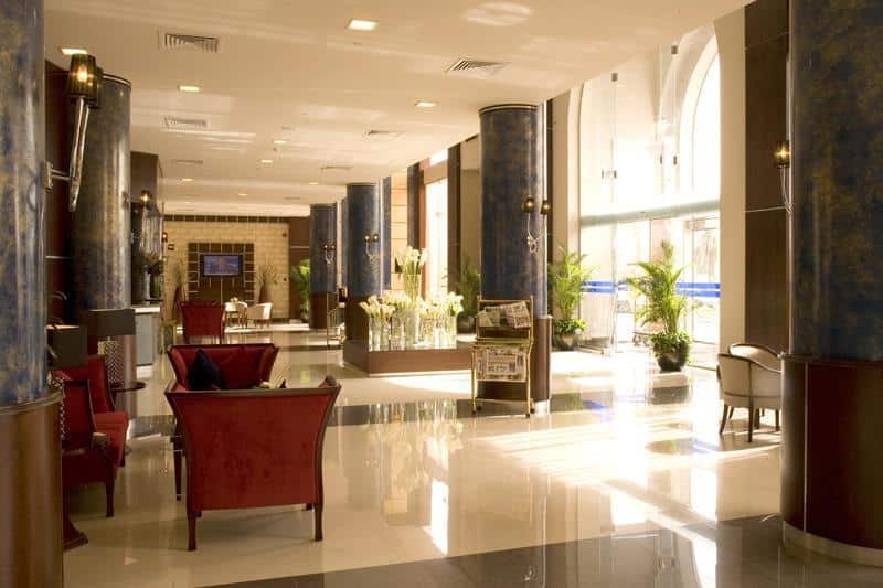 Golden Tulip Al Khobar - Lobby