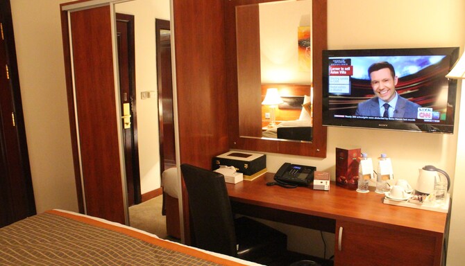 Golden Tulip Al Shakreen - IMG