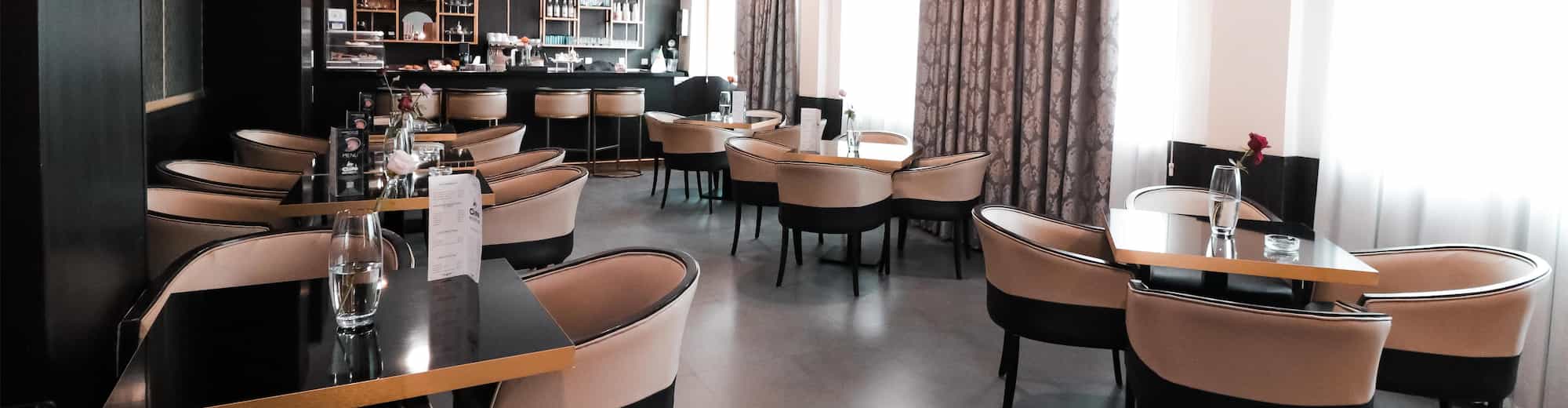 Golden Tulip Alexandre Constantine - Golden Tulip