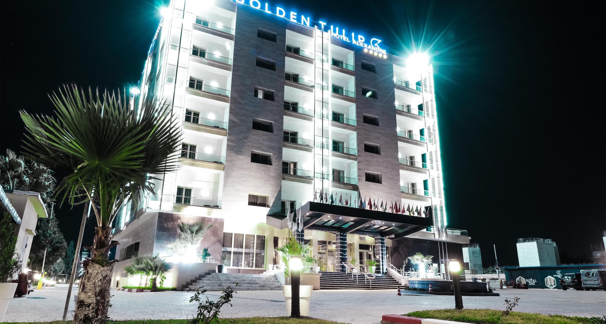Golden Tulip Alexandre Constantine - Golden Tulip