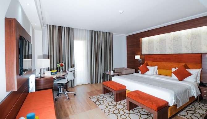 Golden Tulip Alexandre Constantine - Golden Tulip