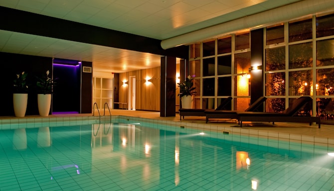 Golden Tulip Ampt van Nijkerk Hotel - Swimmingpool