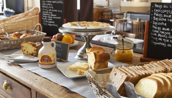 GOLDEN TULIP AVIGNON LE PARADOU - Breakfast