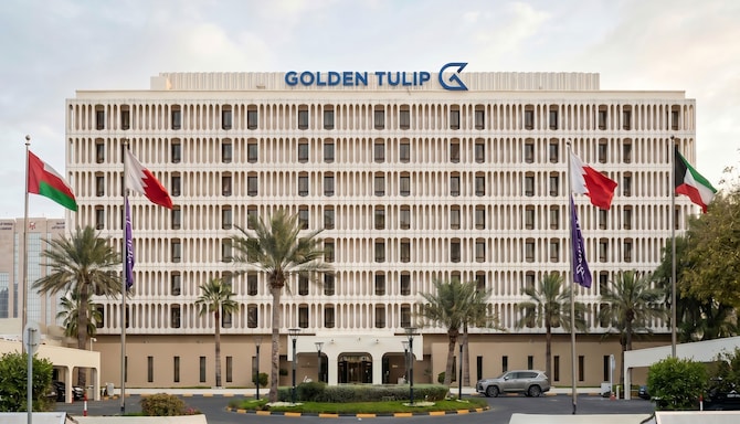 Golden Tulip Bahrain - Hotel Facade