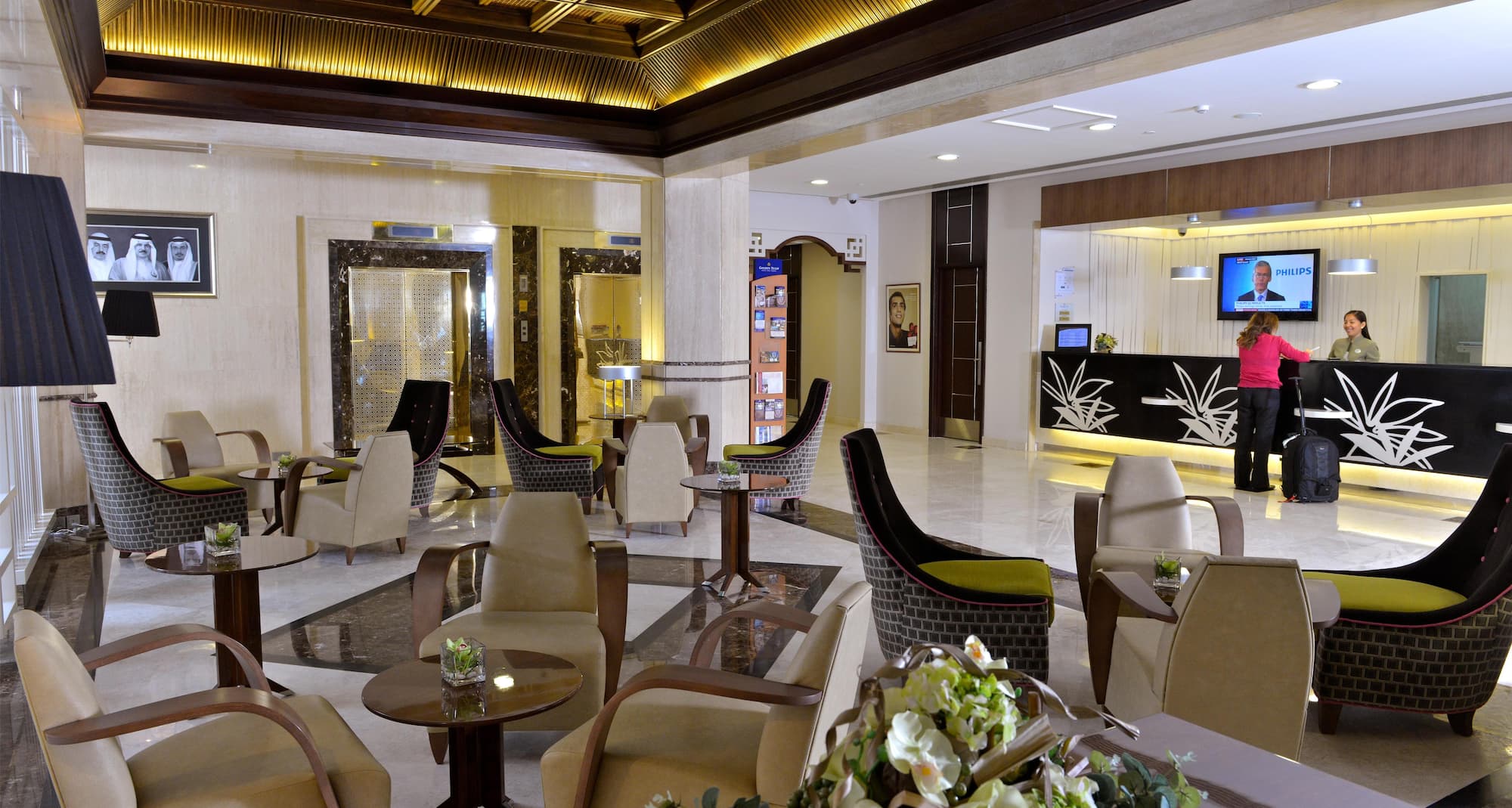 Golden Tulip Bahrain - Hotel Lobby