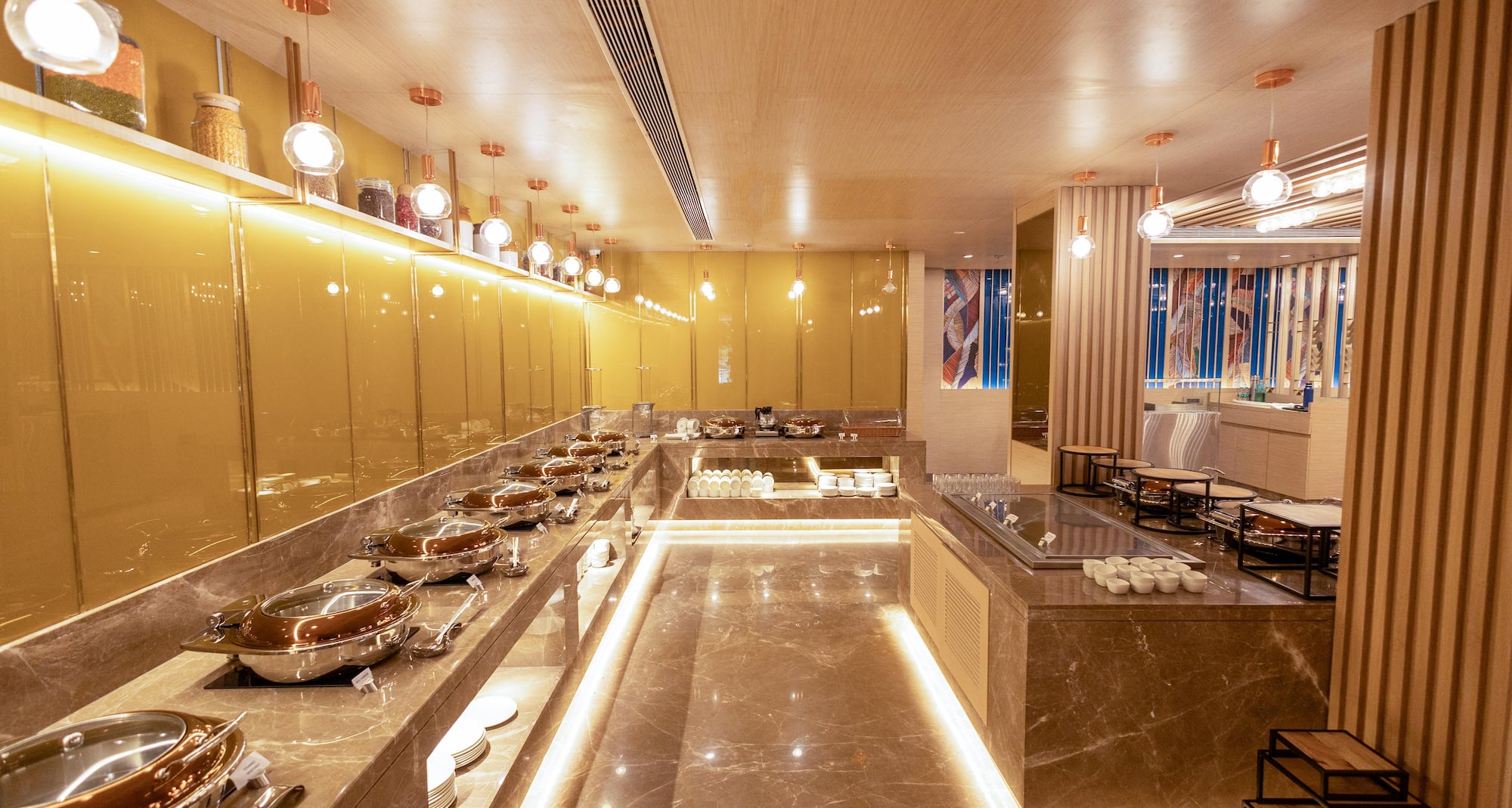 GOLDEN TULIP BHOPAL - Buffet