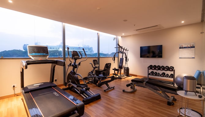 GOLDEN TULIP BHOPAL - GYM