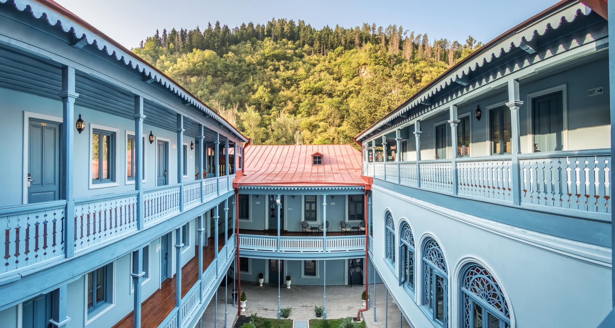Golden Tulip Borjomi - Hotel exterior