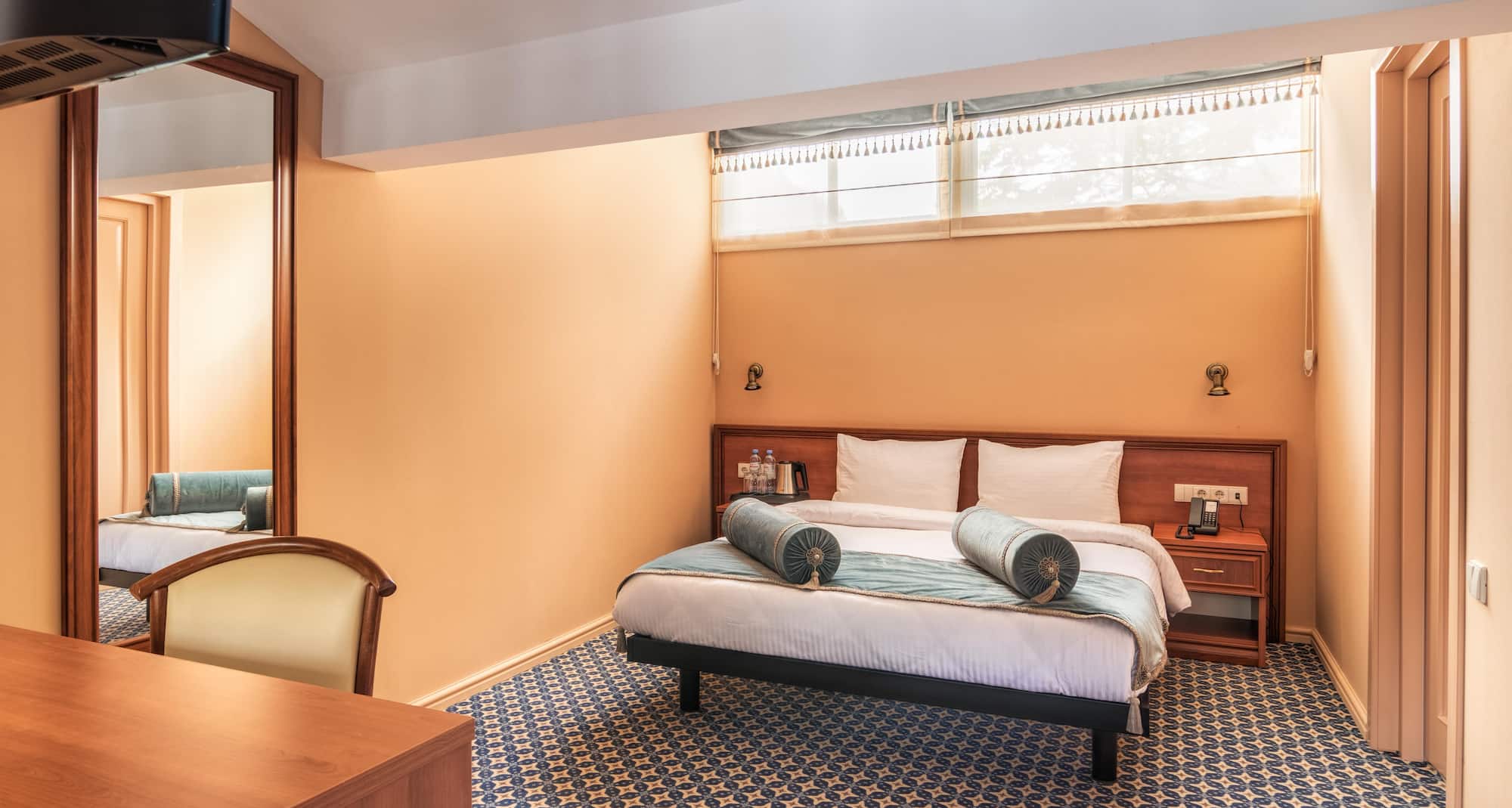 Golden Tulip Borjomi - Deluxe King