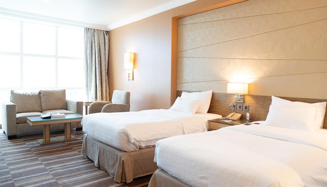 Golden Tulip Buraidah - Standard 2 single bed