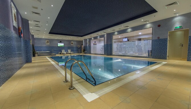 Golden Tulip Buraidah - Indoor Pool