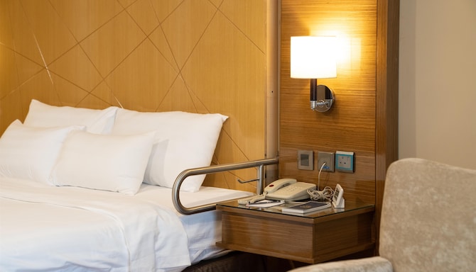 Golden Tulip Buraidah - Handicap Junior Suite