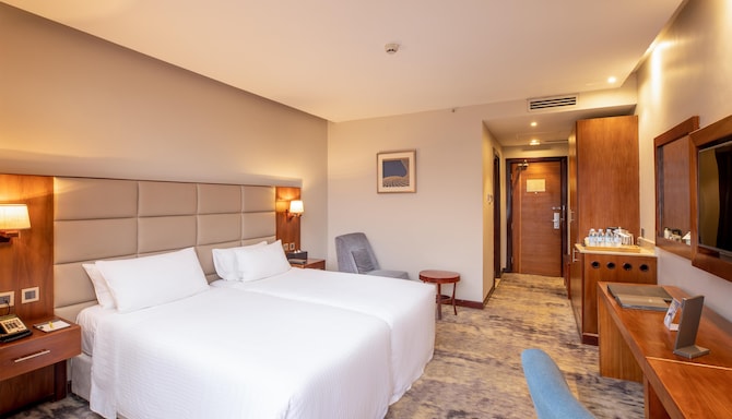 GOLDEN TULIP CANAAN KAMPALA - Superior King Room