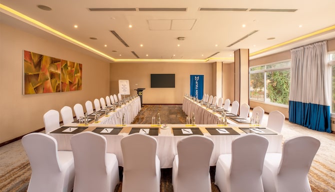 Lowero Hall