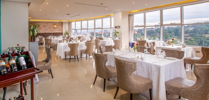 GOLDEN TULIP CANAAN KAMPALA - Slider Summit
