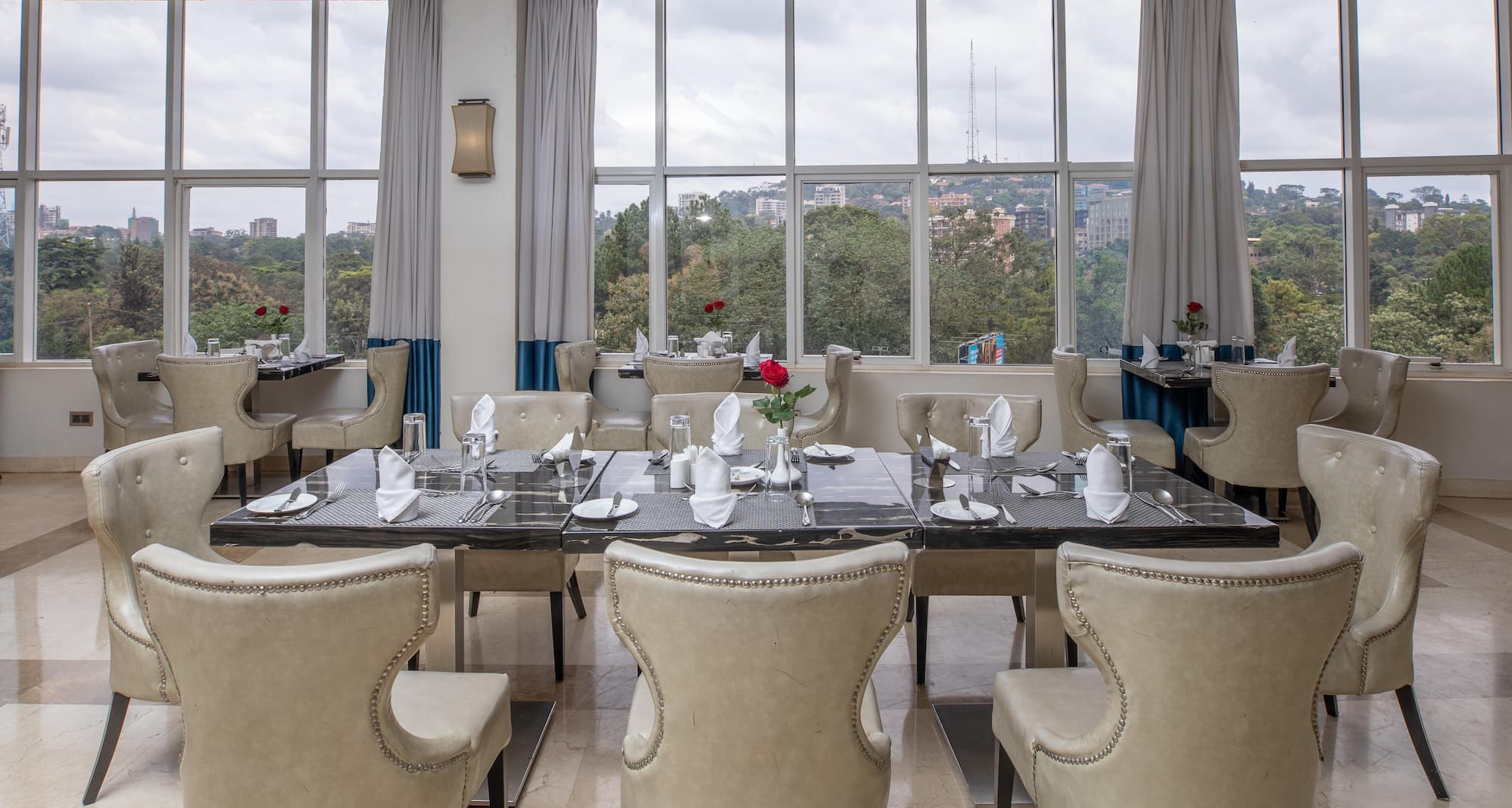 GOLDEN TULIP CANAAN KAMPALA - Mosaic