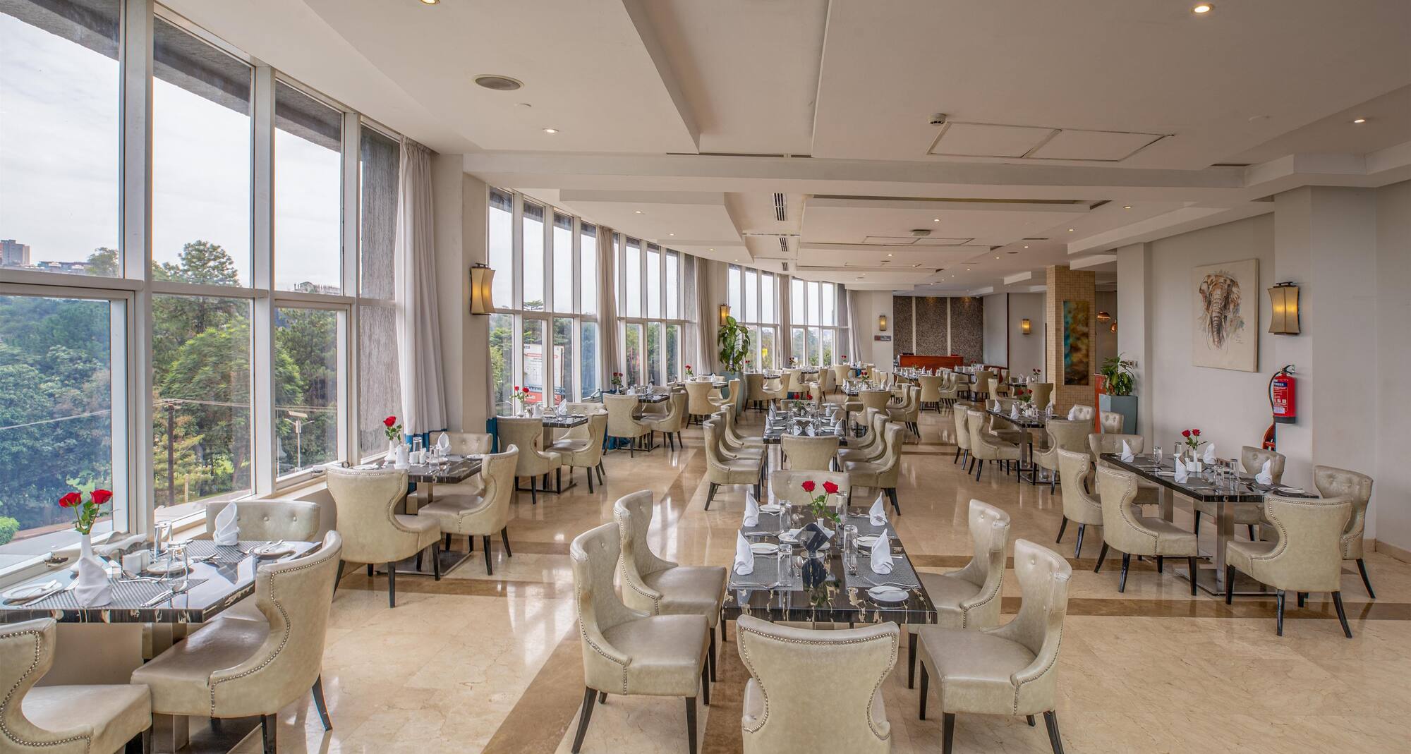 GOLDEN TULIP CANAAN KAMPALA - Mosaic