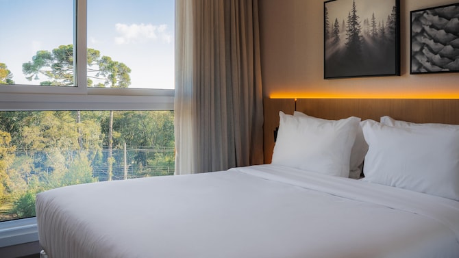 Golden Tulip Canela - Suite Novo