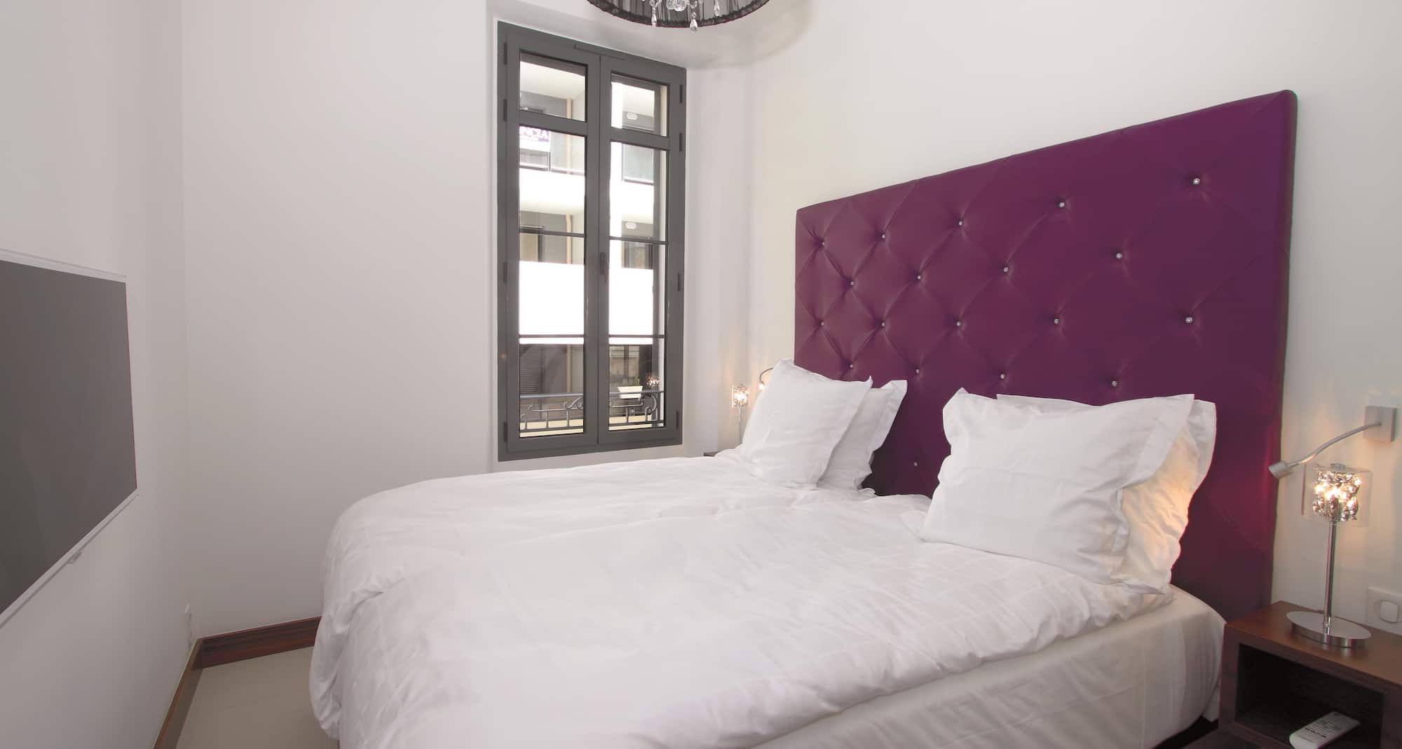 Golden Tulip Cannes Hotel de Paris - Villa-annette-cannes-apartment-bedro